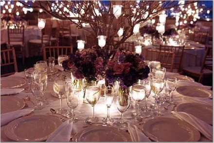 Pequenas velas suspensas