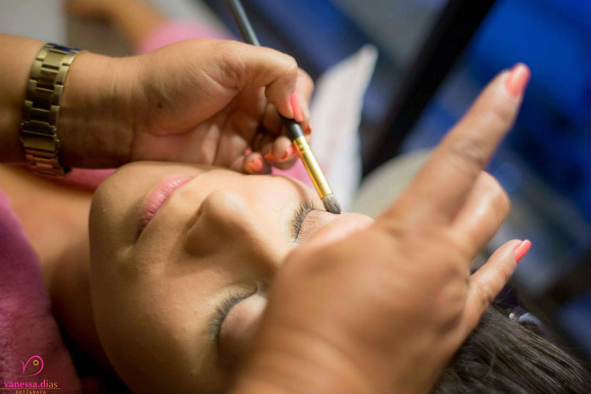 Experimentação de maquiagem