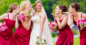 Foto de madrinhas e noiva
